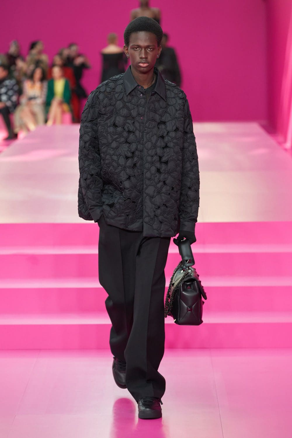 Valentino Herbst Winter 2022-2023 Paris Runway Magazin