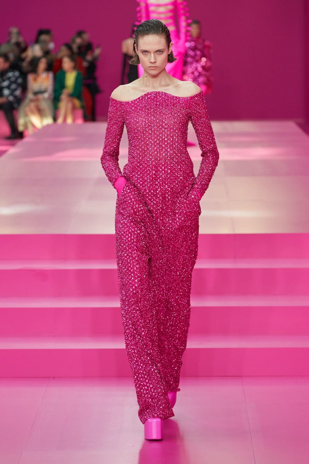 Valentino Herbst Winter 2022-2023 Paris Runway Magazin