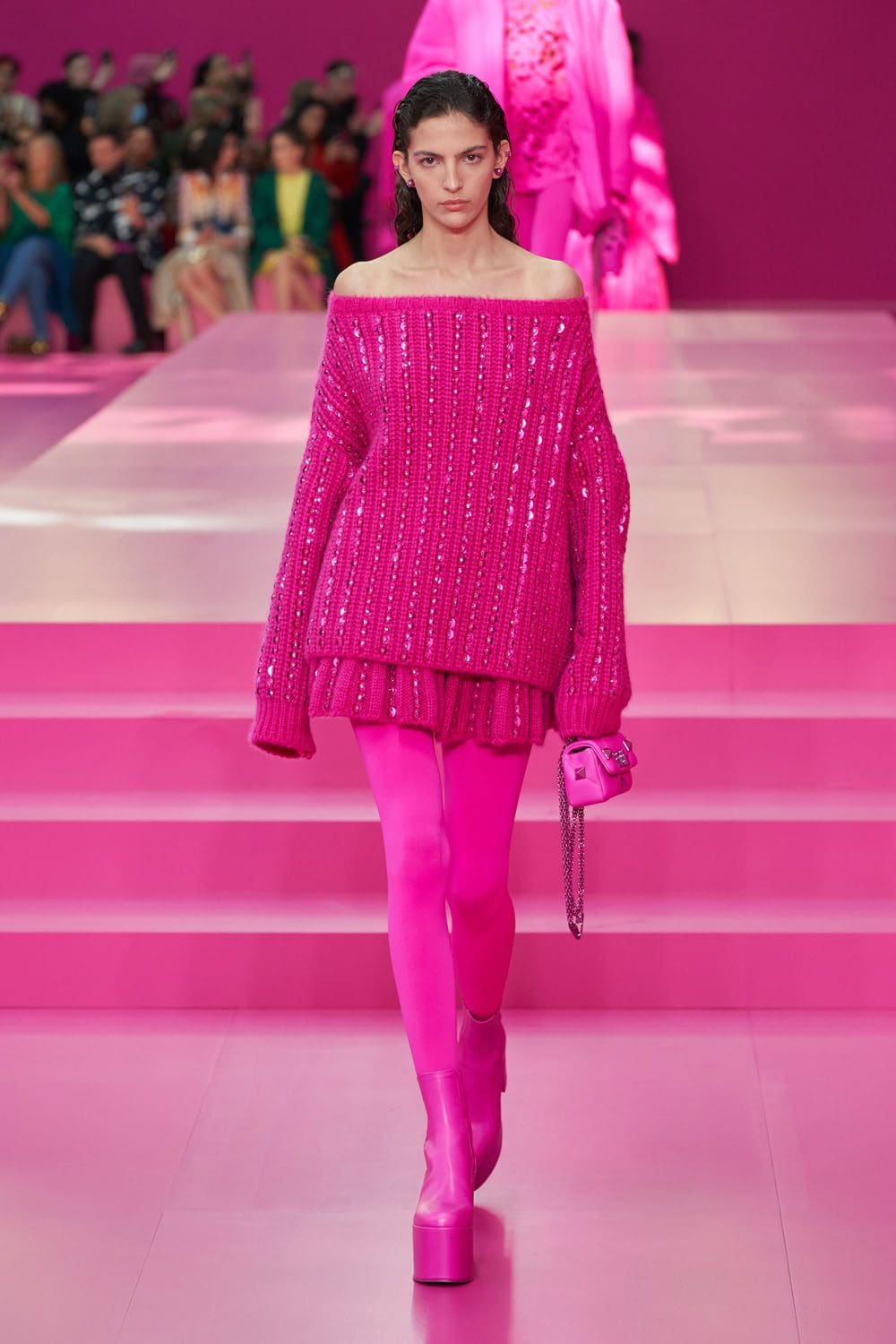 Valentino Herbst Winter 2022-2023 Paris Runway Magazin
