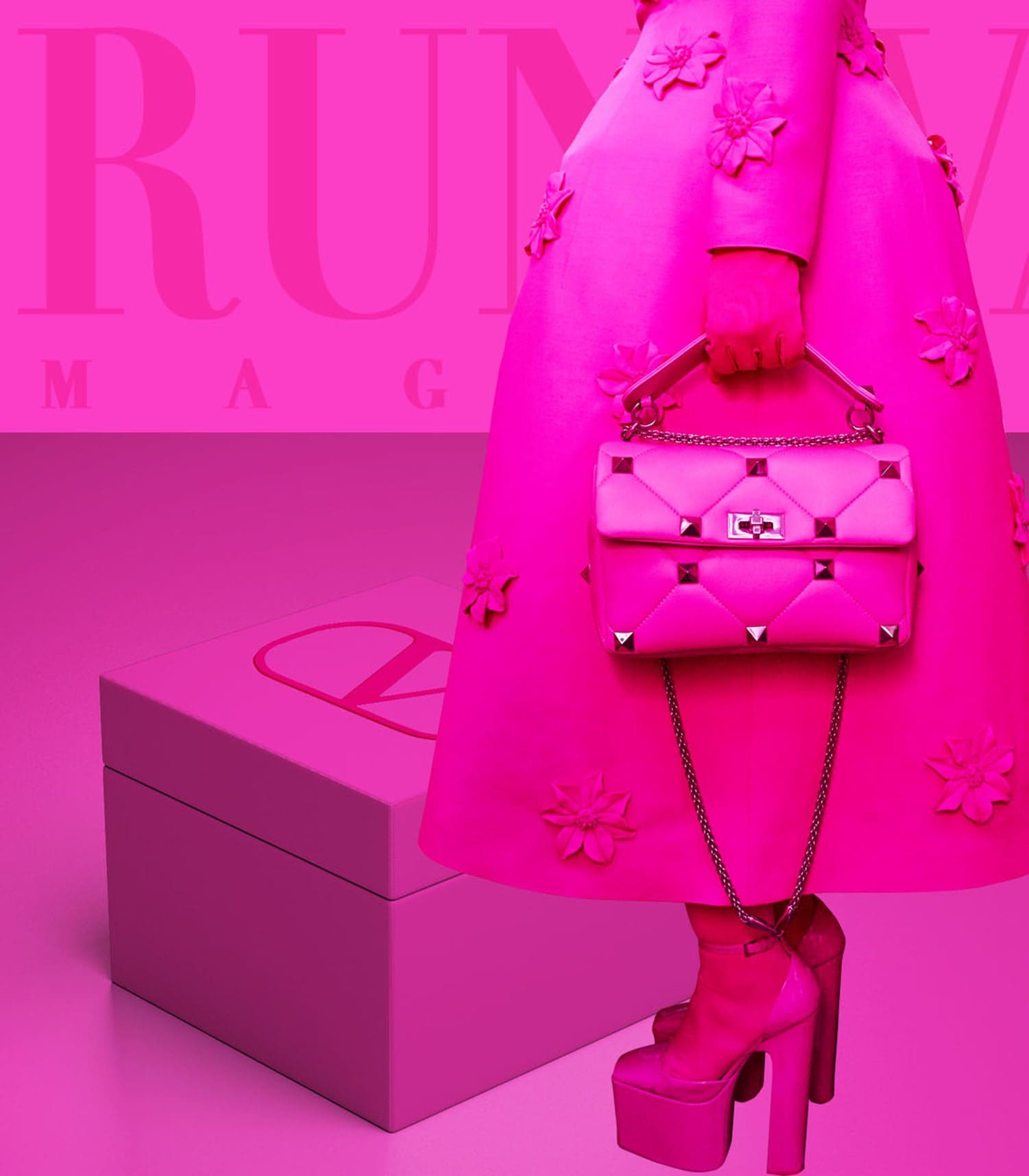 Especial Valentino Rosa Issue Outono 2022-2023 Runway revista