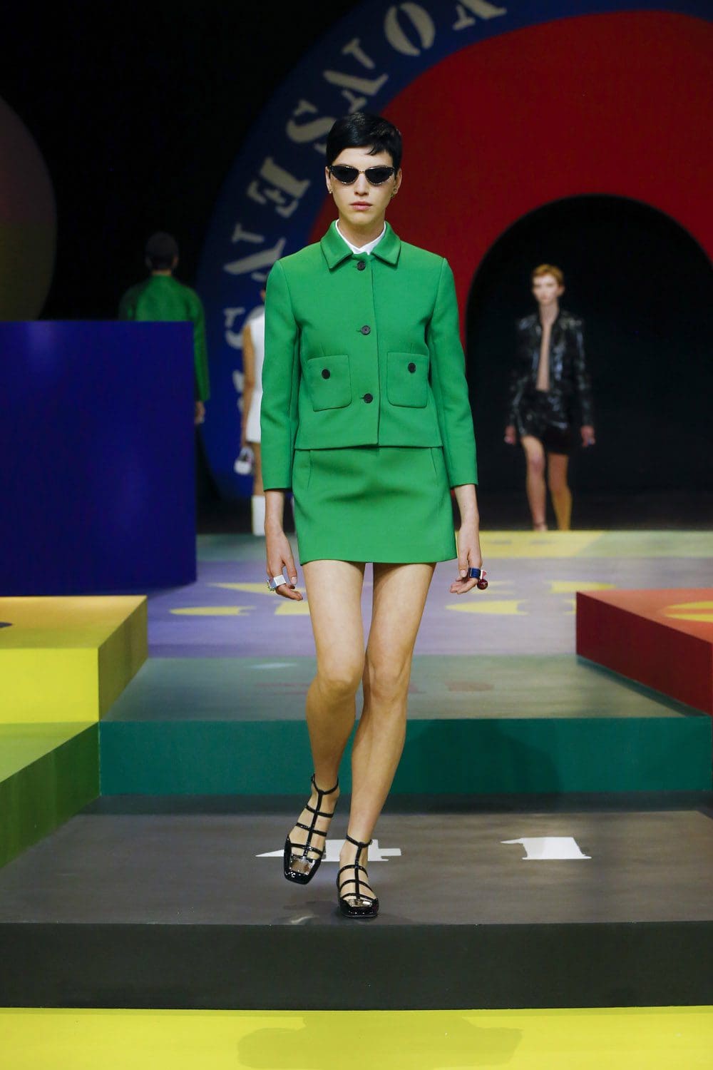 Dior 2022春夏绿色造型 Runway 杂志