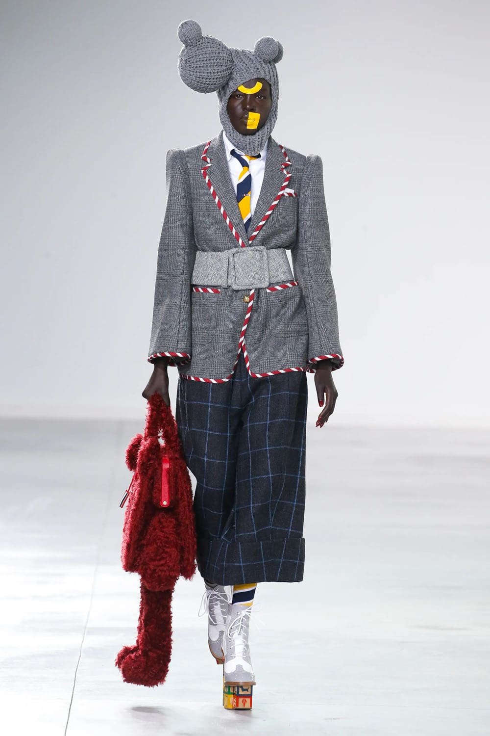 Thom Browne Herbst Winter 2022 2023 runway Zeitschrift (13)