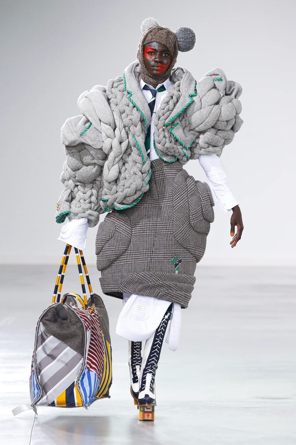 Thom Browne Herbst Winter 2022 2023 runway Zeitschrift (21)