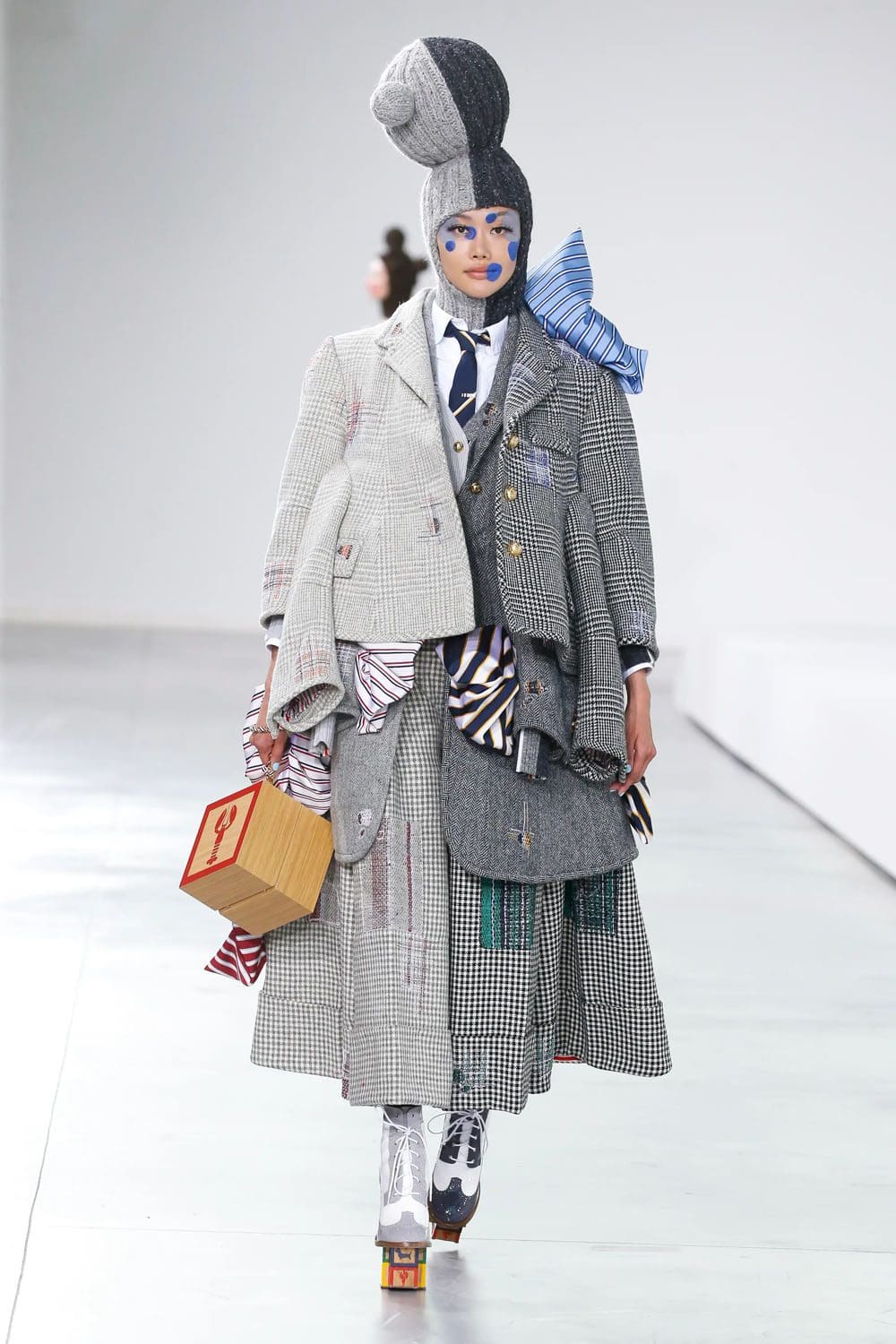 Thom Browne Herbst Winter 2022 2023 runway Zeitschrift (25)