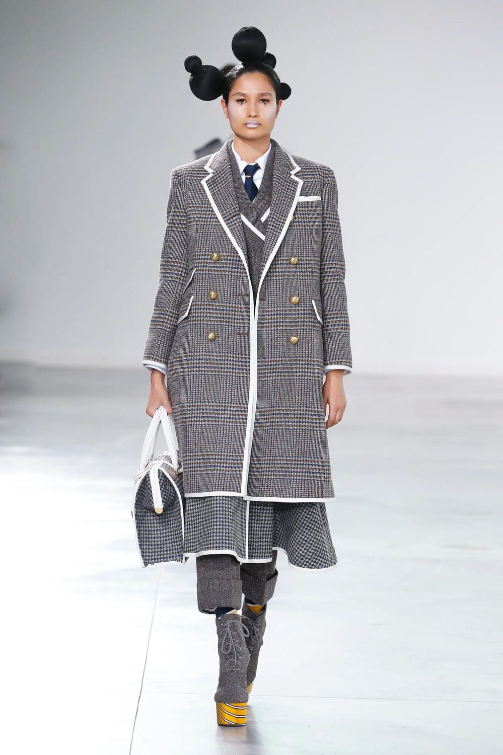 Thom Browne Herbst Winter 2022 2023 runway Zeitschrift (26)