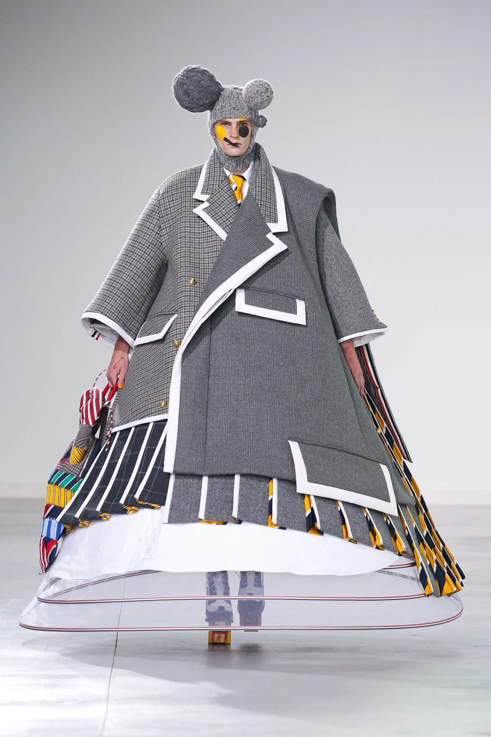 Thom Browne Herbst Winter 2022 2023 runway Zeitschrift (3)