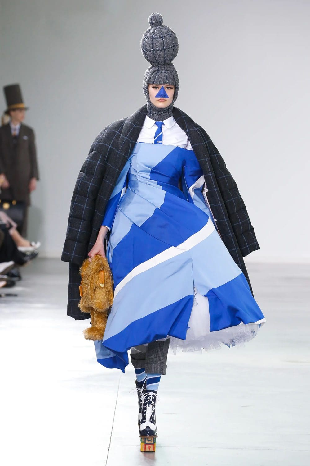 Thom Browne Herbst Winter 2022 2023 runway Zeitschrift (33)
