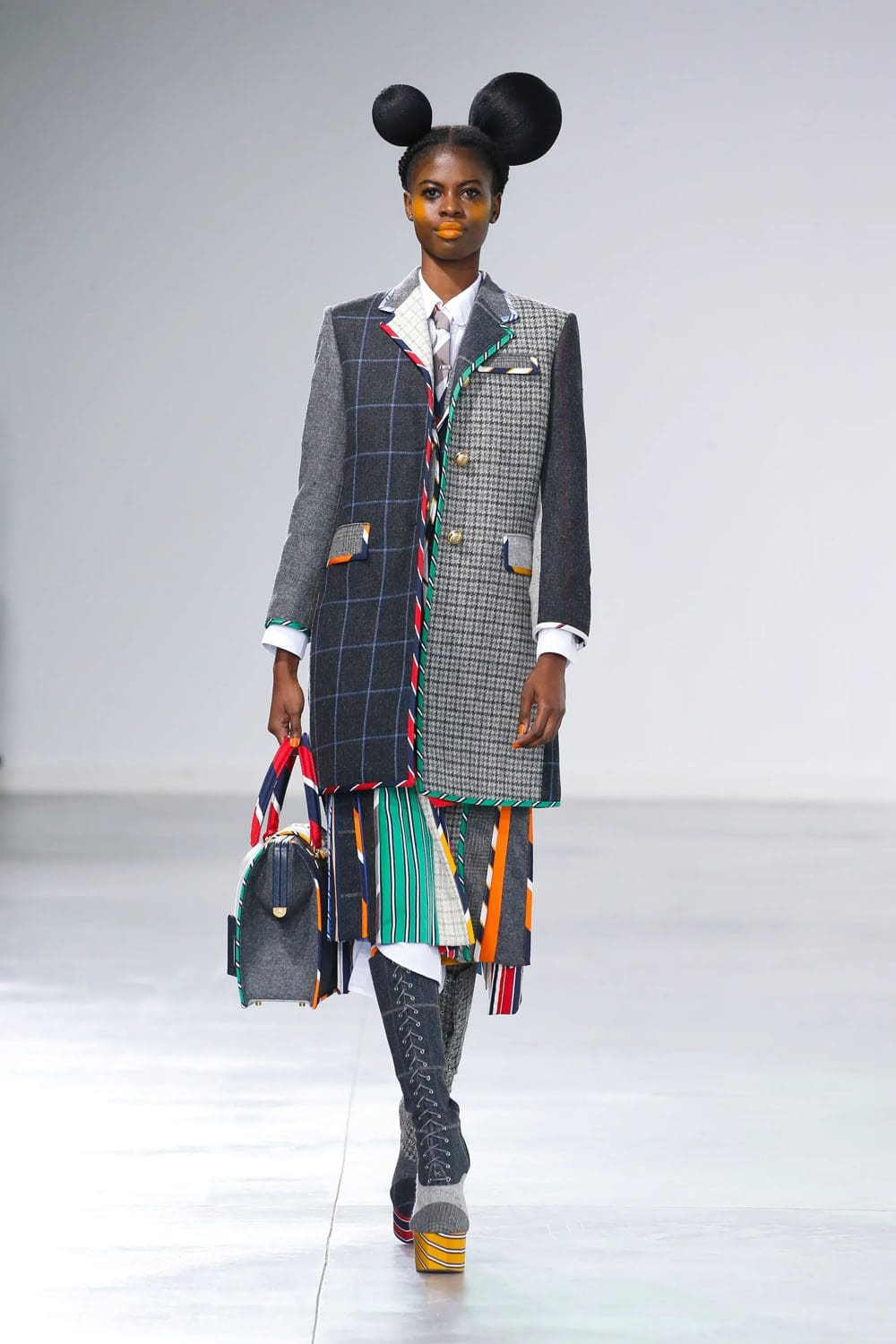 Thom Browne Herbst Winter 2022 2023 runway Zeitschrift (4)