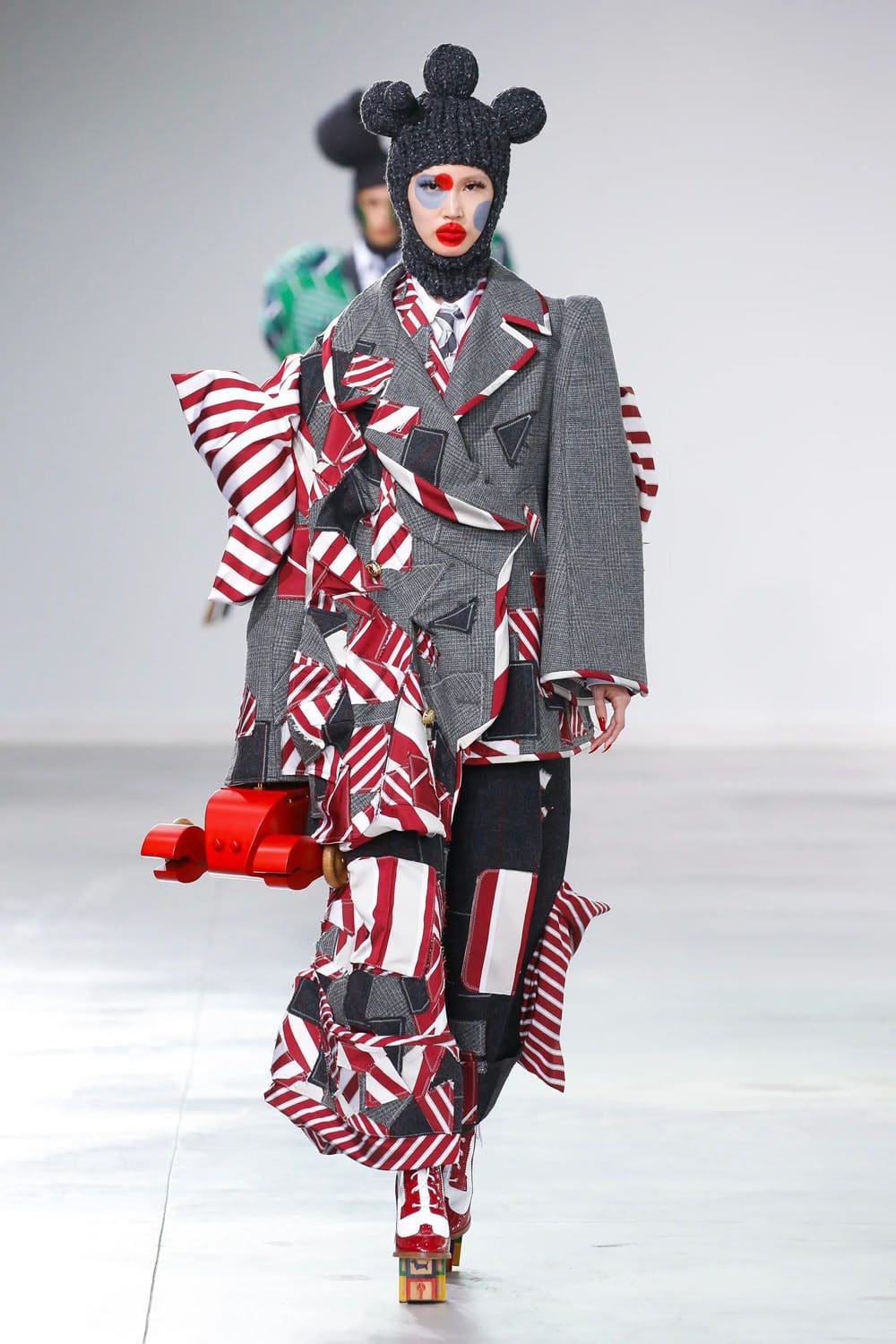 Thom Browne Herbst Winter 2022 2023 runway Zeitschrift (41)