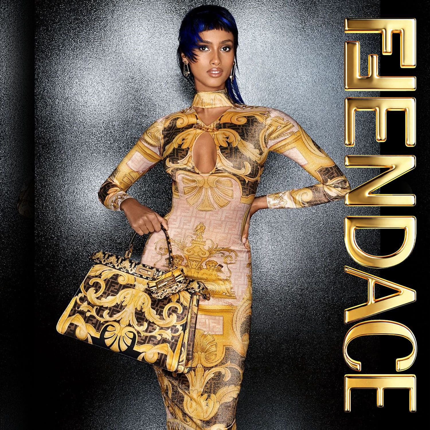 Colaboração Fendace - Fendi Versace - maio de 2022 Runway revista
