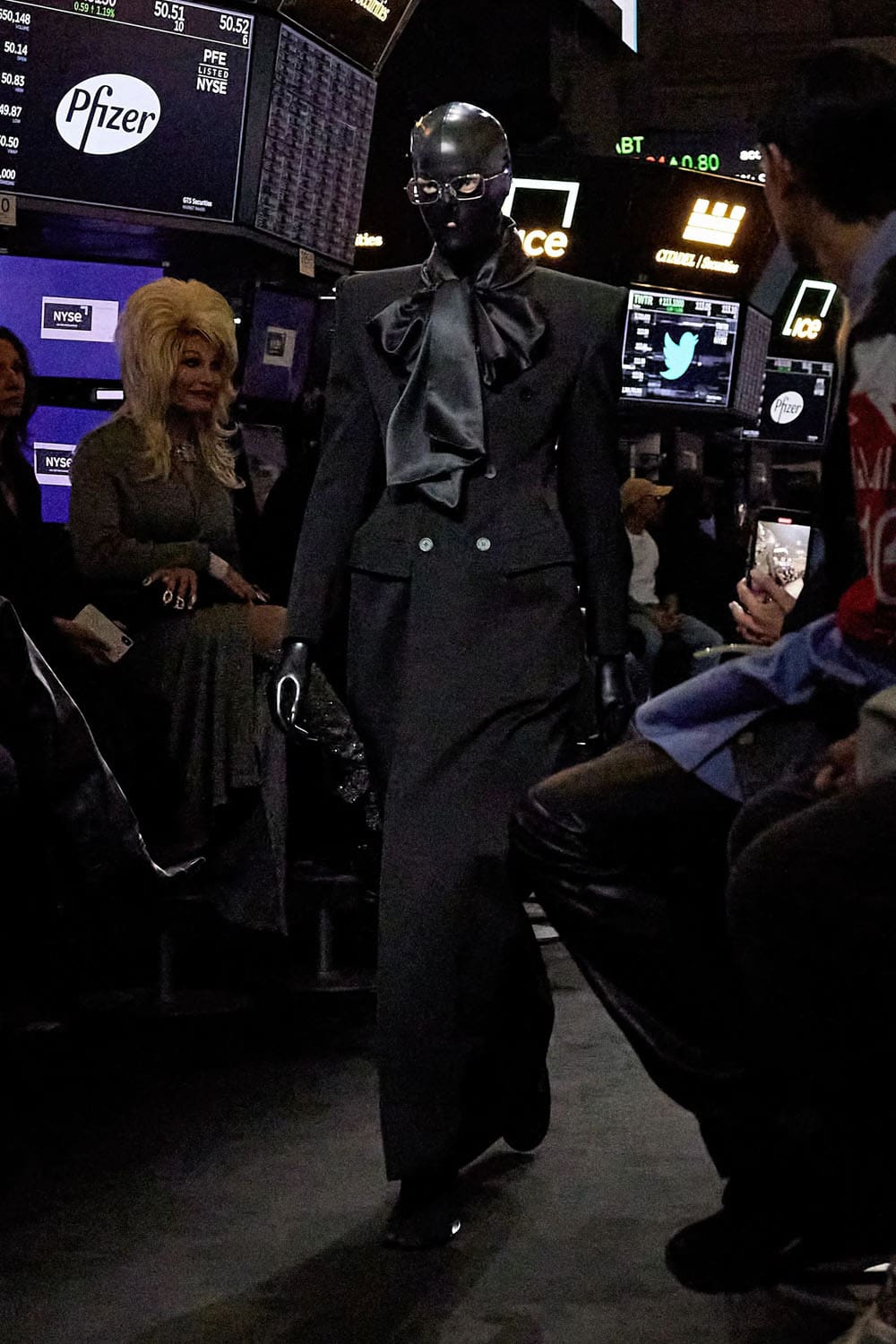 Balenciaga Resort 2023 New York Runway Revistas