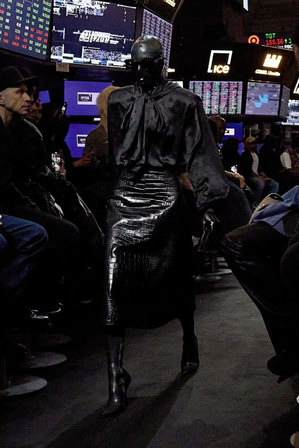 Balenciaga Resort 2023 New York Runway Revistas