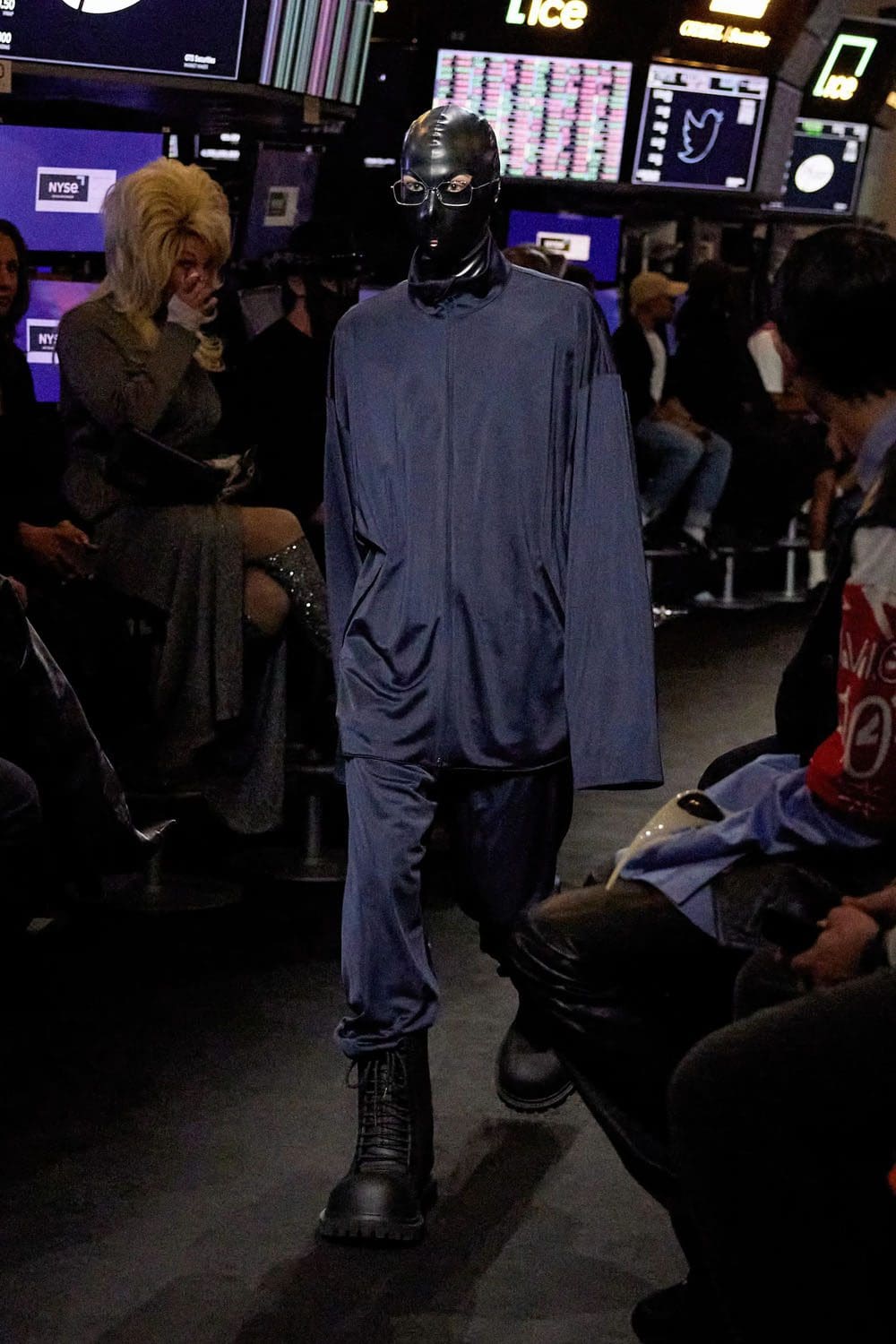 Balenciaga Resort 2023 New York Runway Revistas