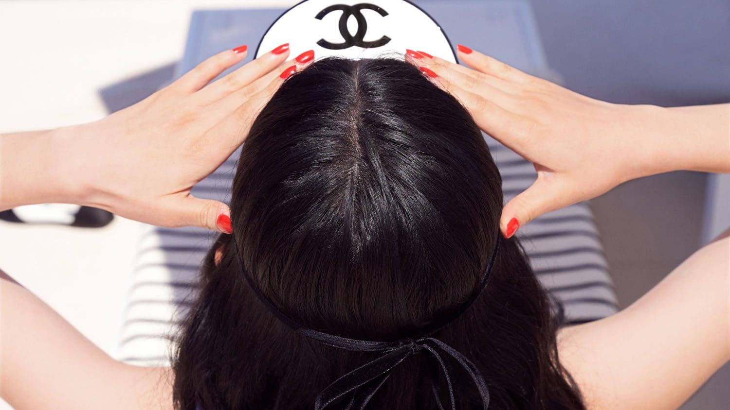 Chanel Cruise 2022 23 von Sofia und Roman Coppola, Fotos Melodie McDaniel runway Zeitschrift (11)
