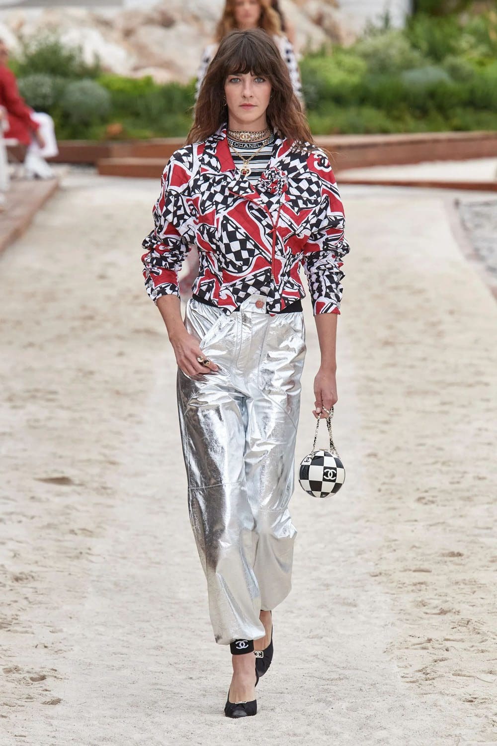 chanel resort cruise monte carlo 2023 runway magazine (19)
