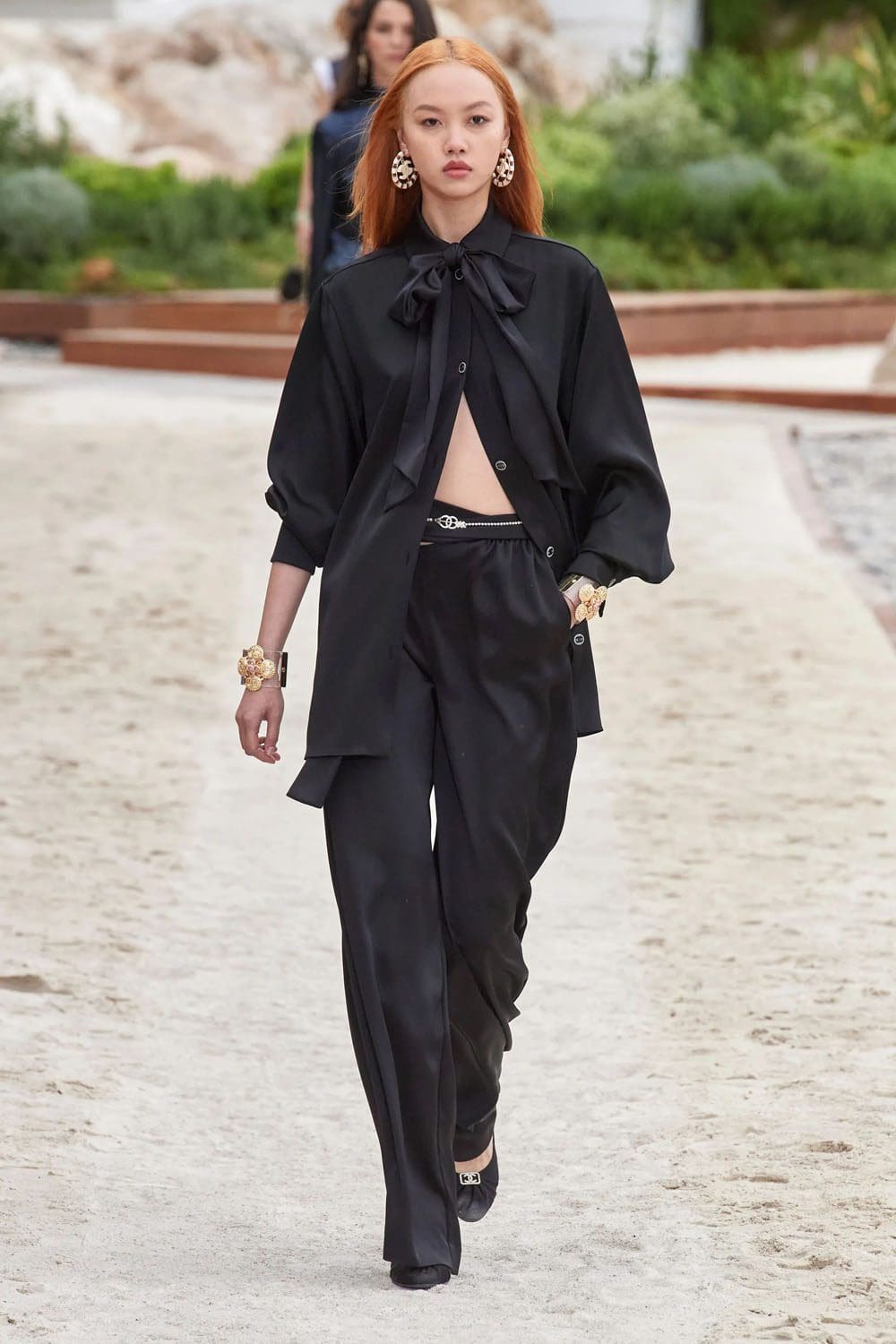 chanel resort cruise monte carlo 2023 runway magazine (47)