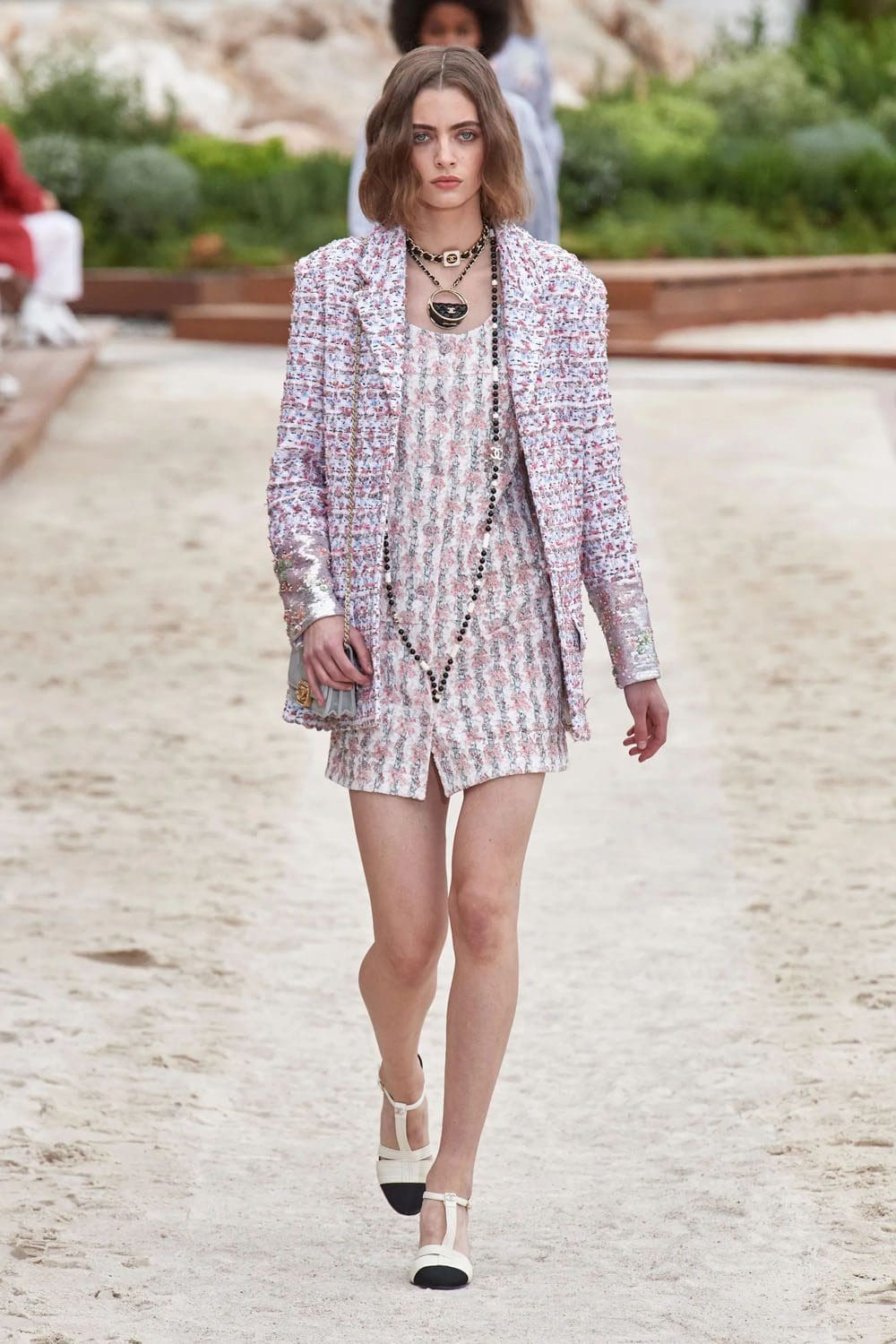 chanel resort cruise monte carlo 2023 runway magazine (52)