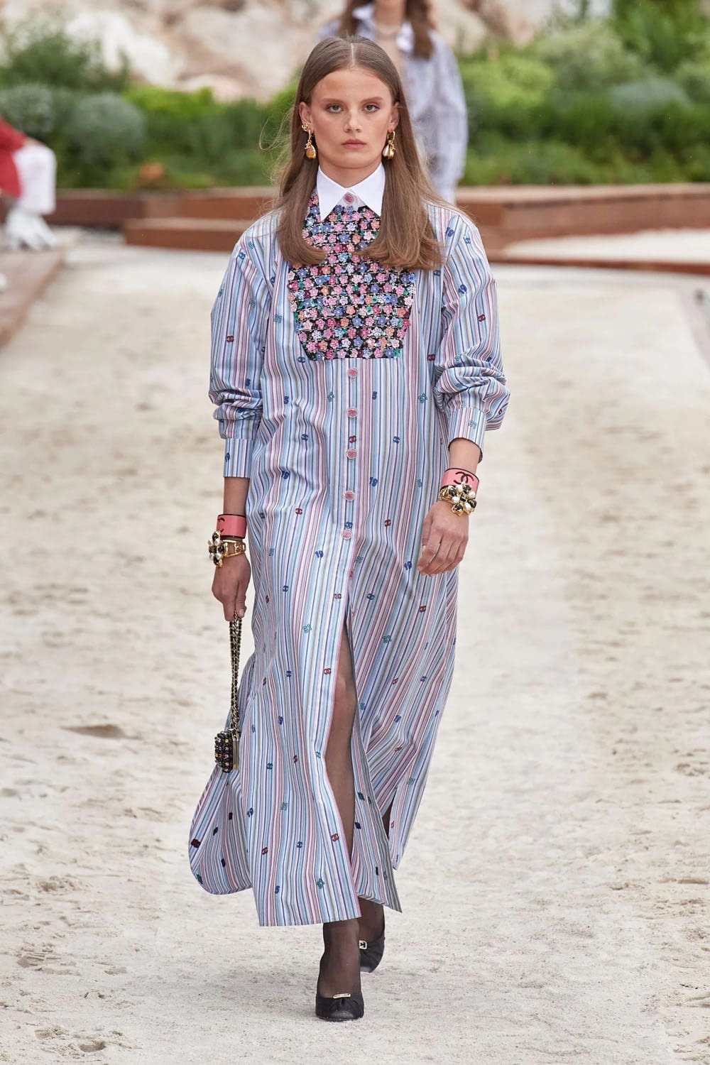 chanel resort cruise monte carlo 2023 runway magazine (55)