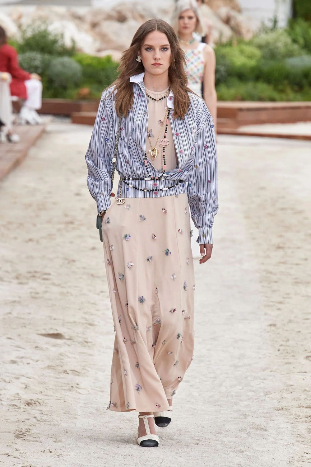 chanel resort cruise monte carlo 2023 runway magazine (56)