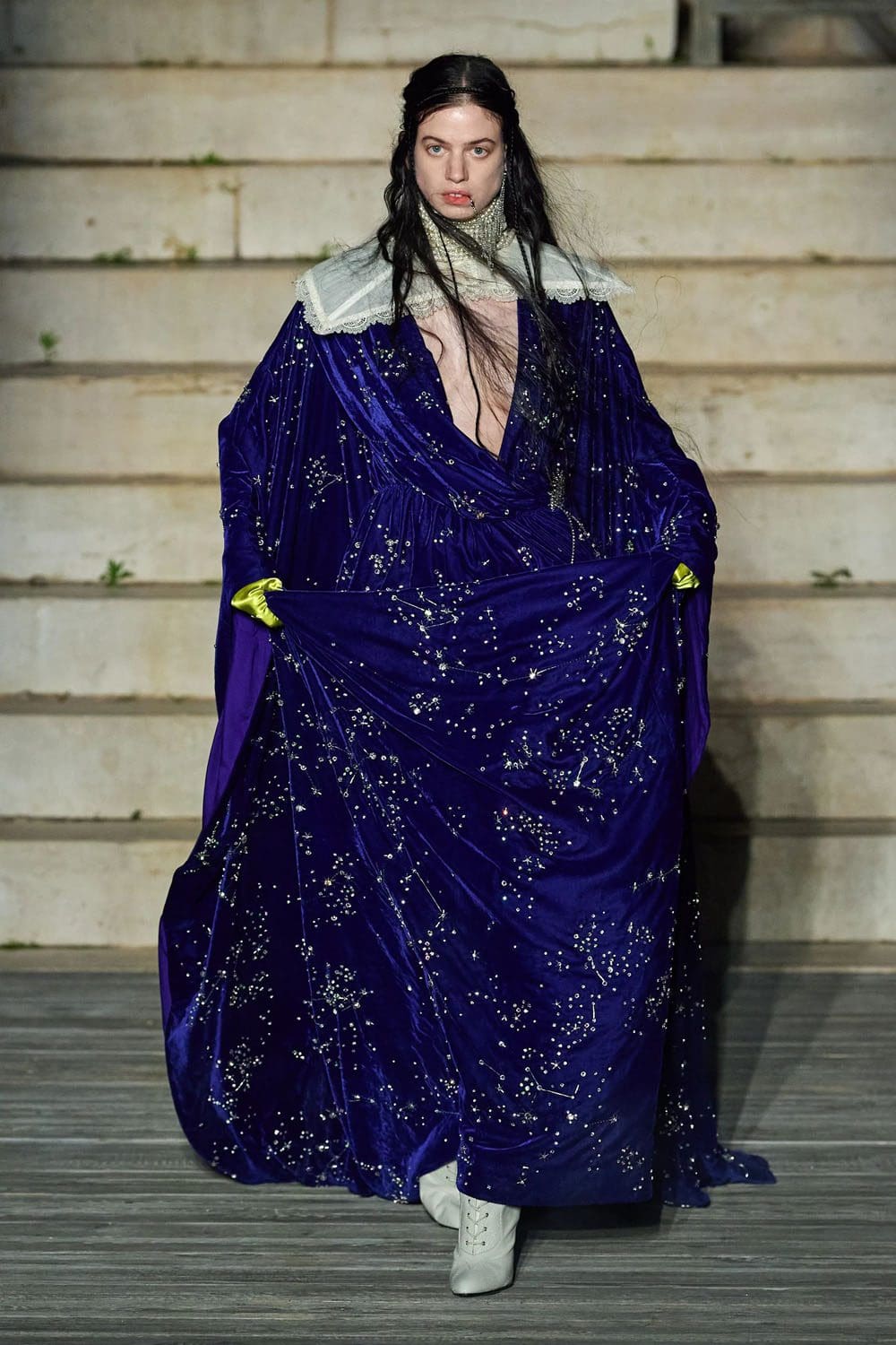 Gucci-Kreuzfahrt 2023 Resort runway Zeitschrift (101)