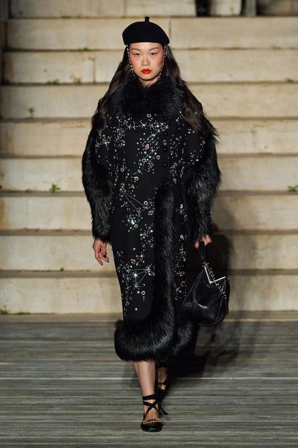 Gucci-Kreuzfahrt 2023 Resort runway Zeitschrift (20)