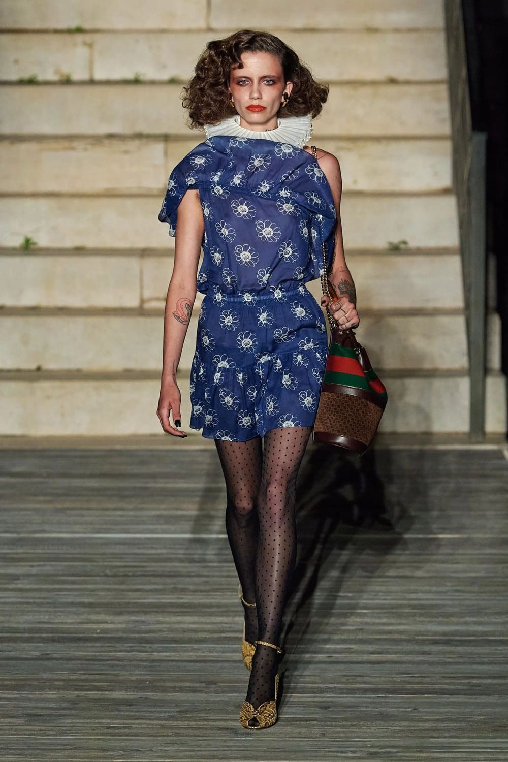 Gucci-Kreuzfahrt 2023 Resort runway Zeitschrift (25)