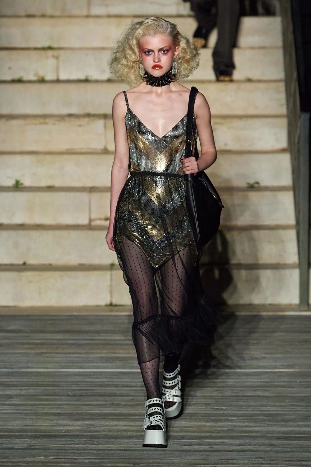 Gucci-Kreuzfahrt 2023 Resort runway Zeitschrift (34)