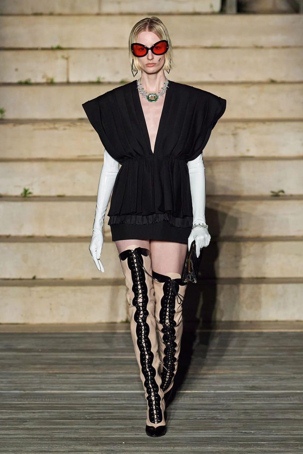 Gucci-Kreuzfahrt 2023 Resort runway Zeitschrift (4)
