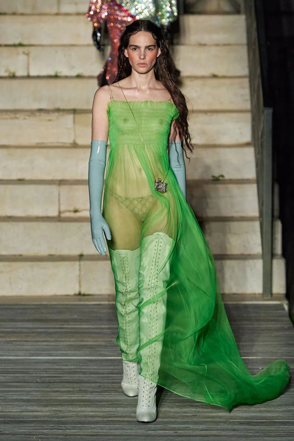 Gucci-Kreuzfahrt 2023 Resort runway Zeitschrift (41)