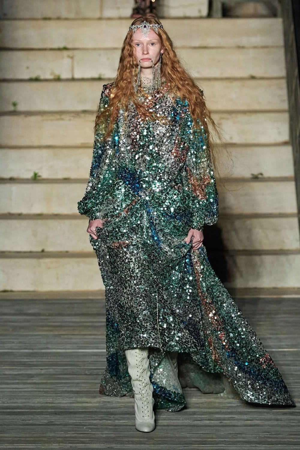 Gucci-Kreuzfahrt 2023 Resort runway Zeitschrift (44)