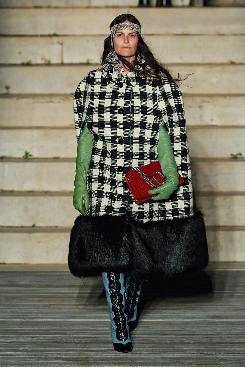 Gucci-Kreuzfahrt 2023 Resort runway Zeitschrift (51)