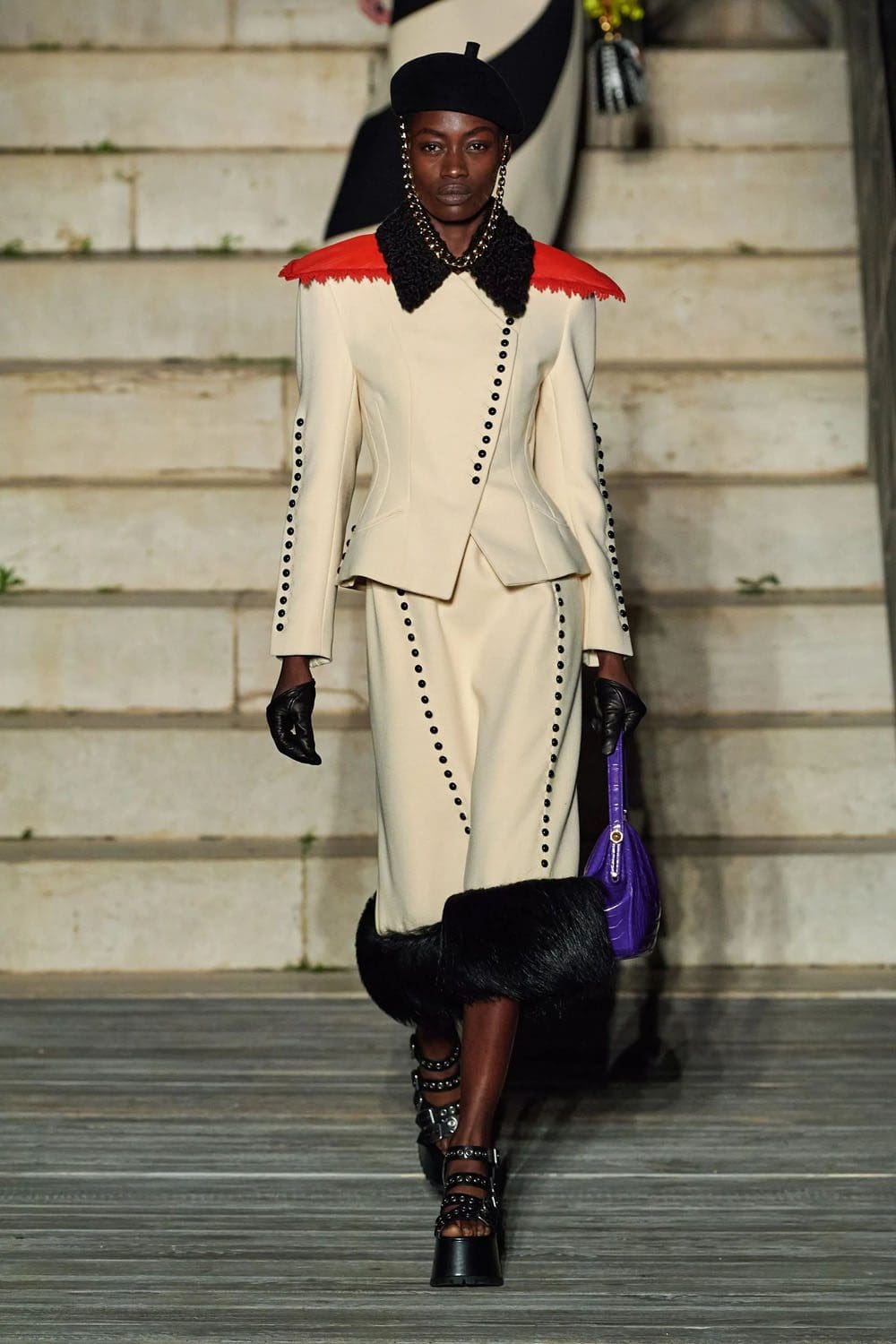 Gucci-Kreuzfahrt 2023 Resort runway Zeitschrift (52)