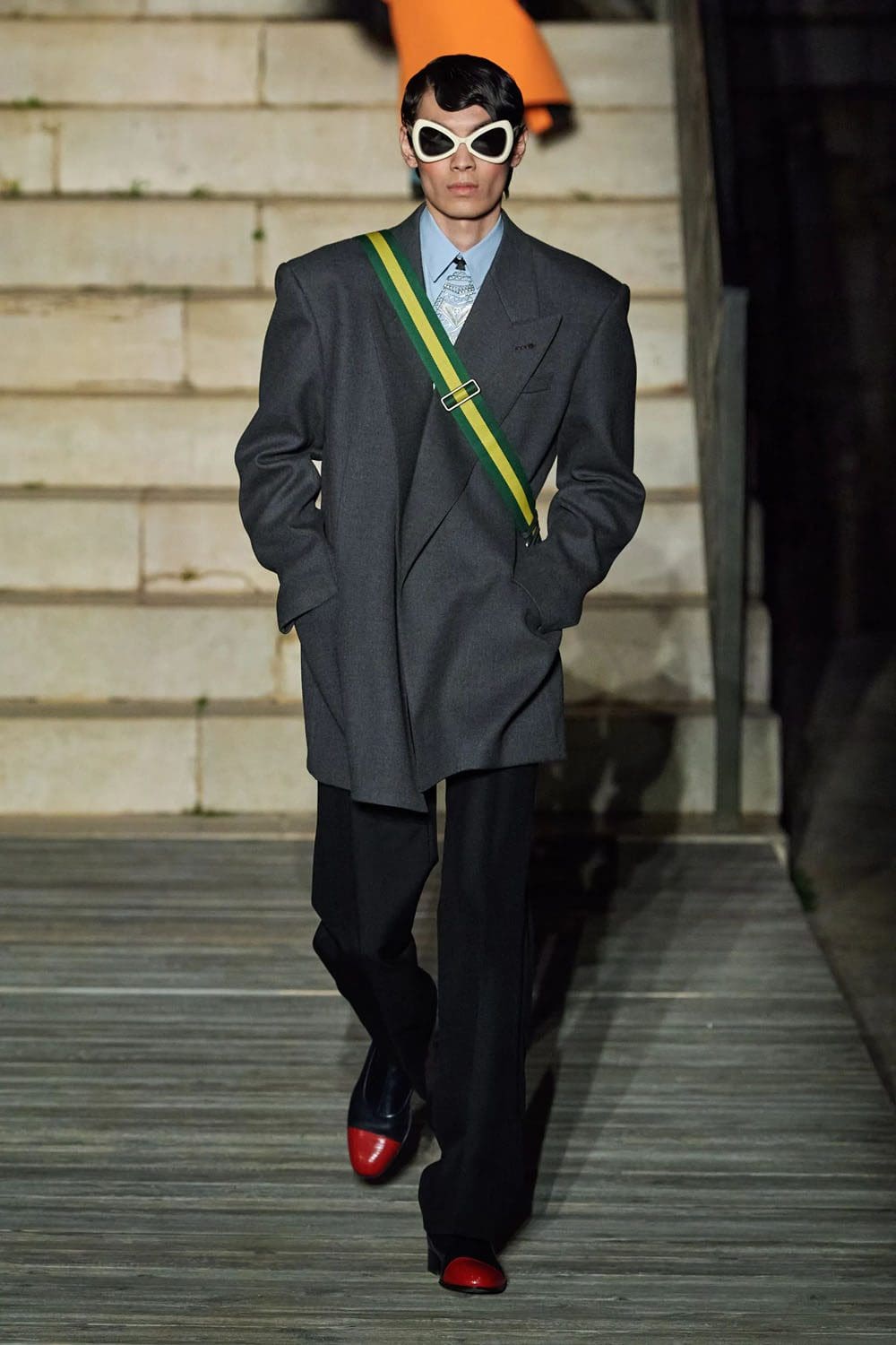 Gucci-Kreuzfahrt 2023 Resort runway Zeitschrift (82)