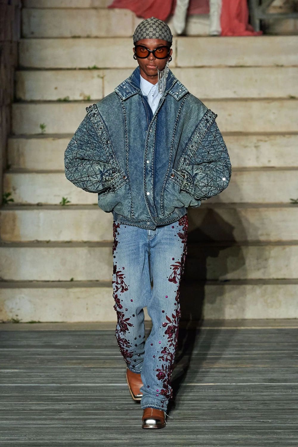 Gucci-Kreuzfahrt 2023 Resort runway Zeitschrift (97)