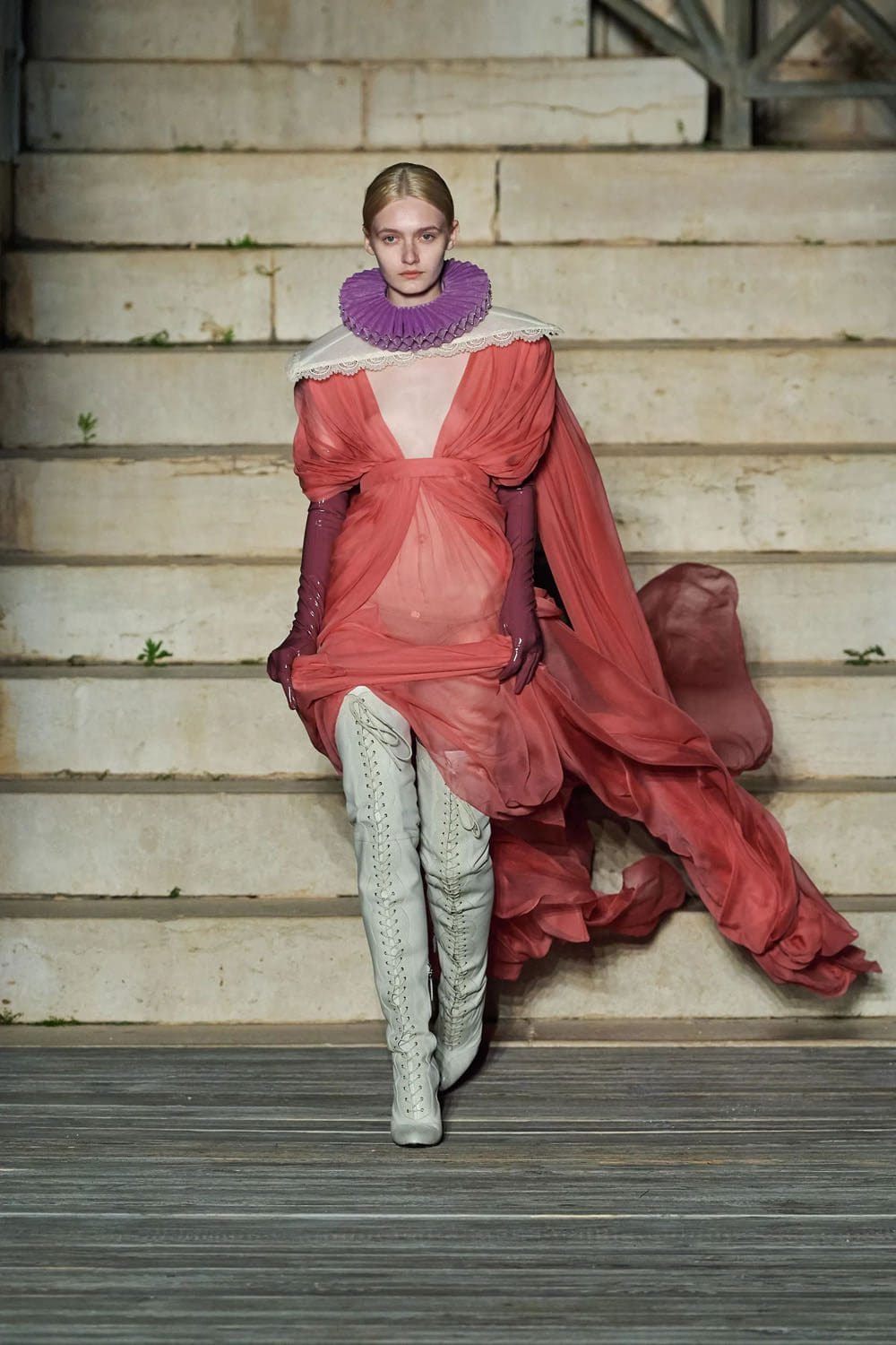 Gucci-Kreuzfahrt 2023 Resort runway Zeitschrift (98)