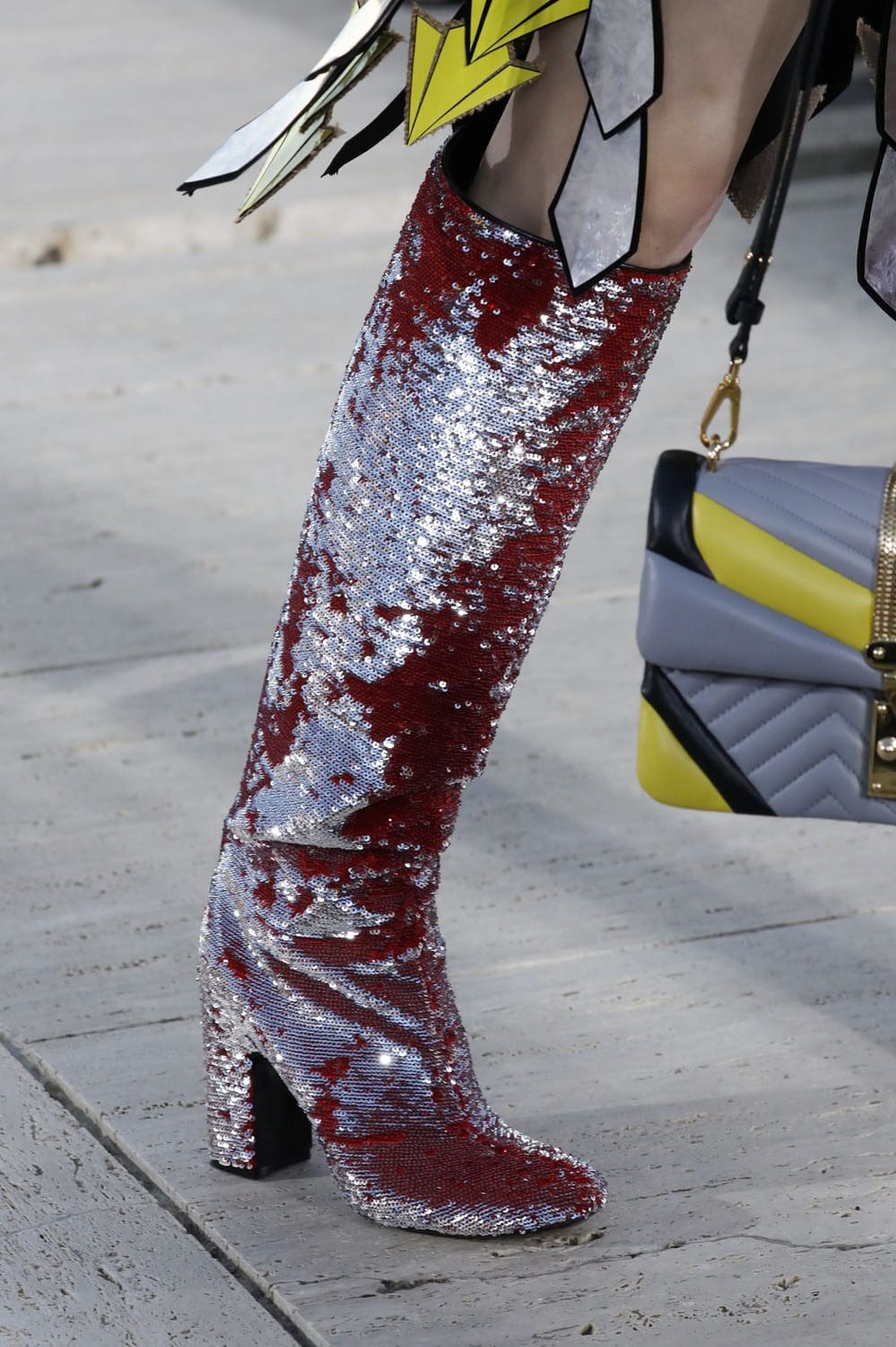 louis vuitton shoes cruise resort 2023 runway magazine (12)