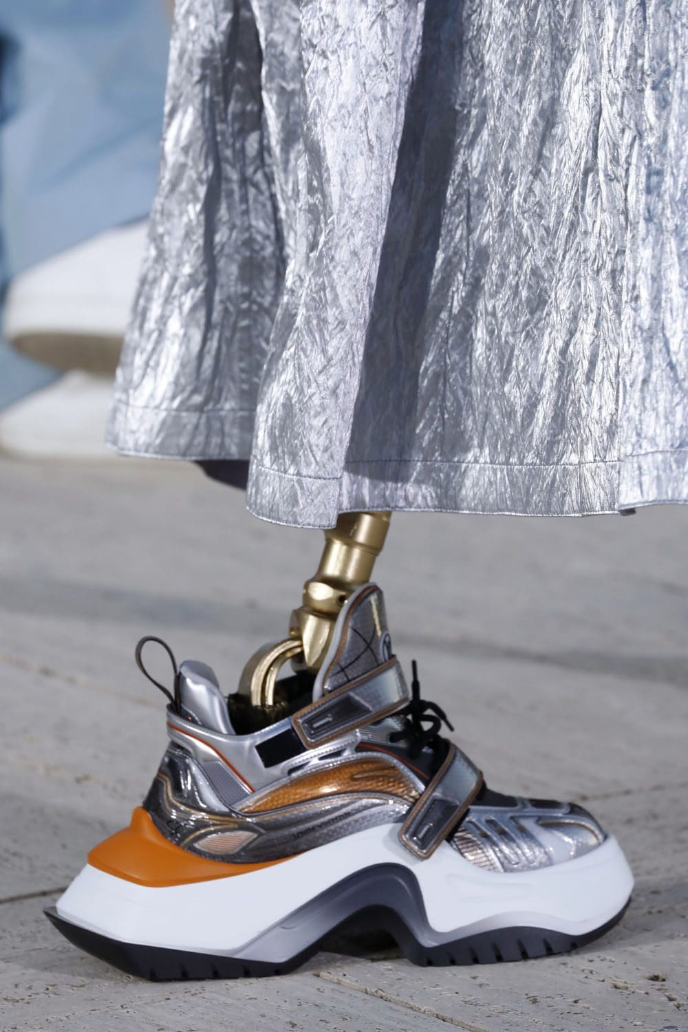 louis vuitton shoes cruise resort 2023 runway magazine (23)