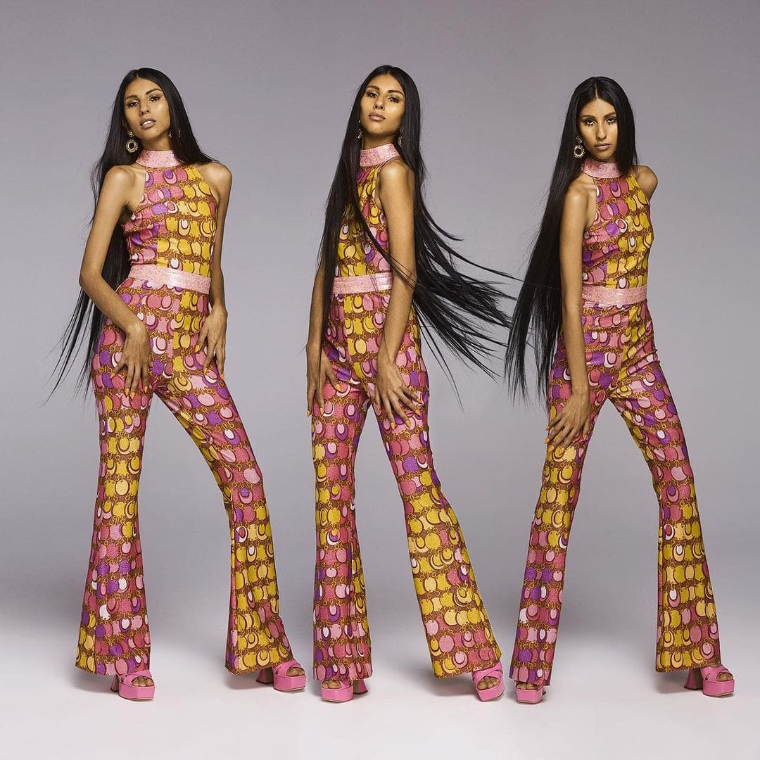 Moschino Resort 2023 Runway Magazin