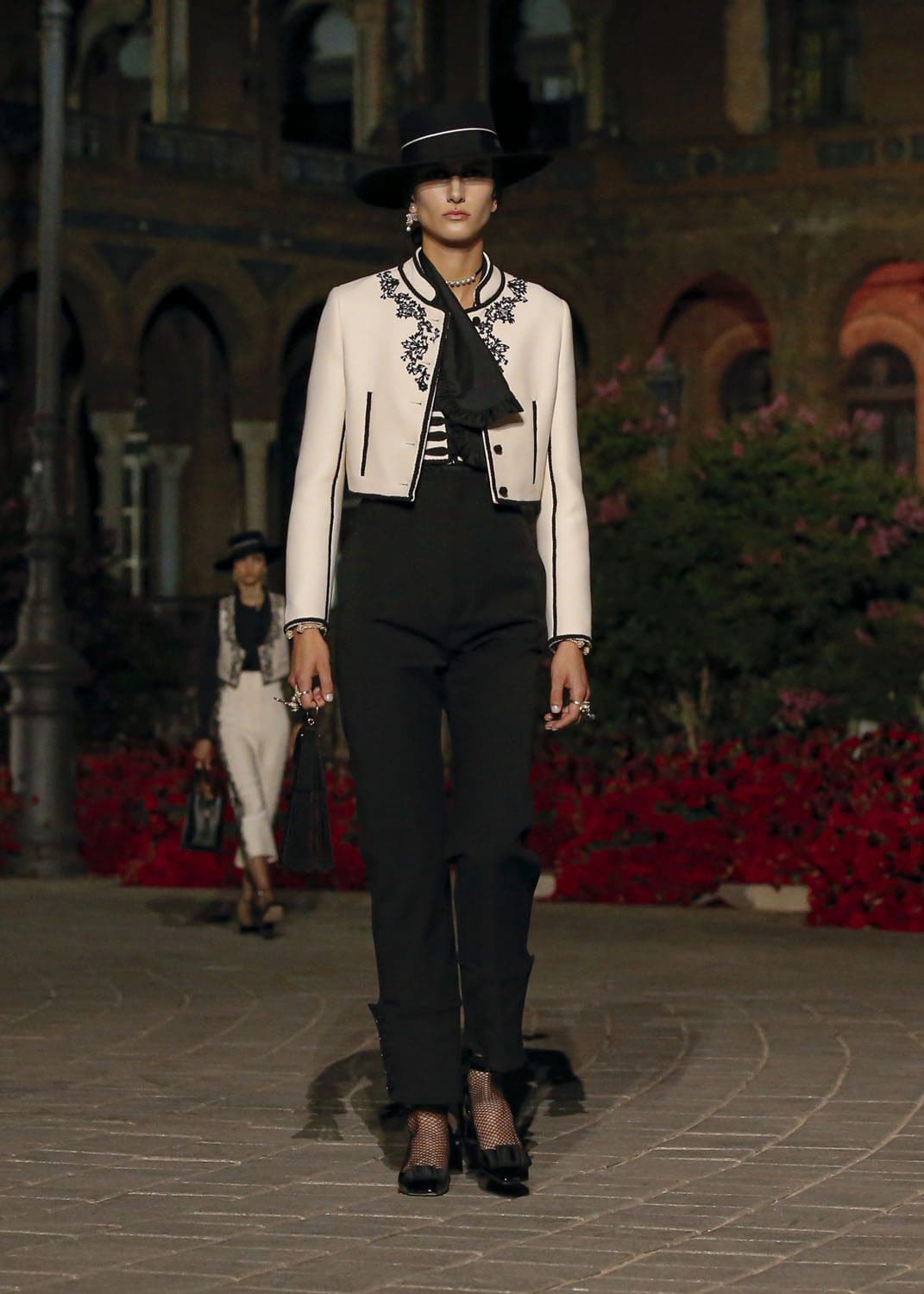 Crucero Dior 2023 Runway Revistas