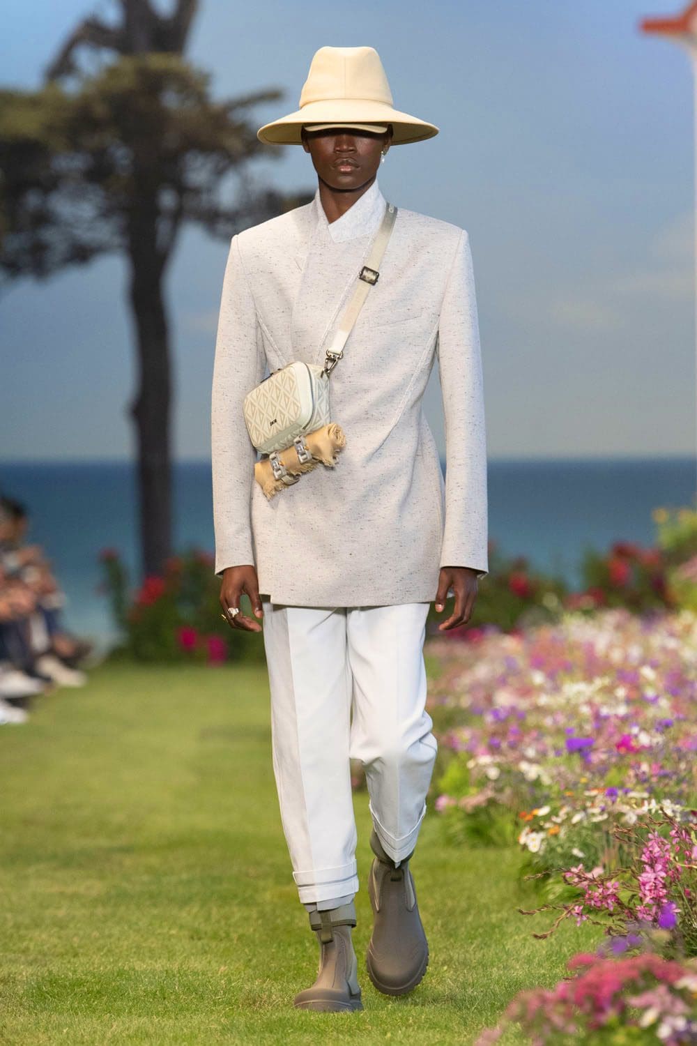 Dior Printemps Été 2023 Hommes Runway Magazine