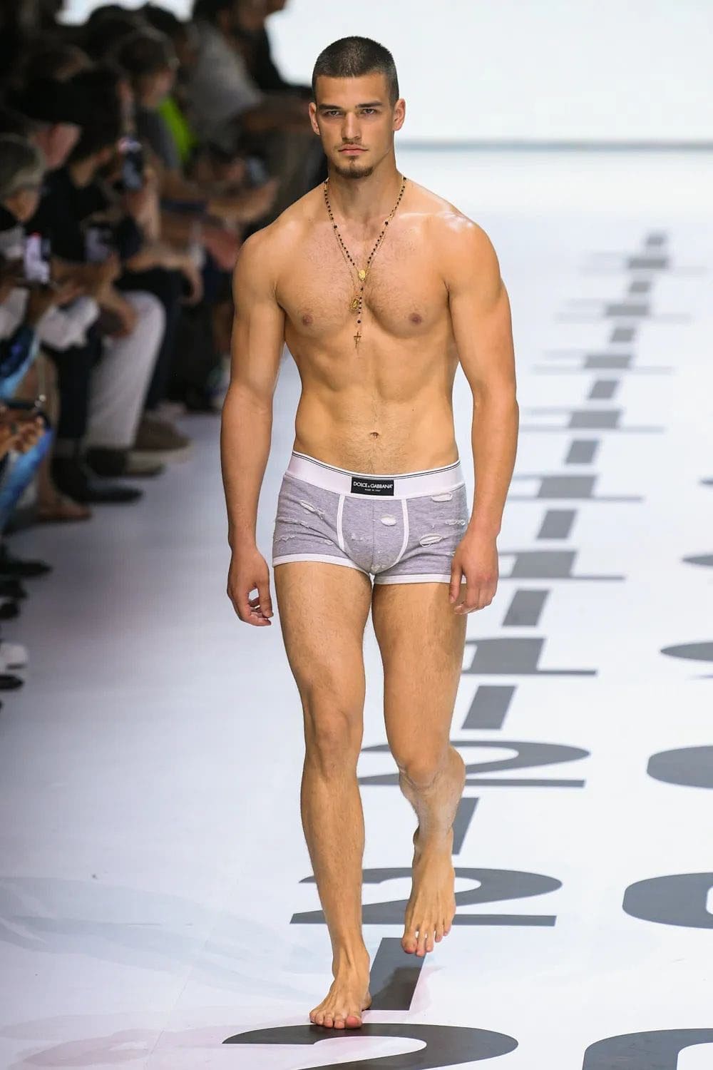 ドルチェ&ガッバーナ メンズ 春夏 2023 Runway 雑誌