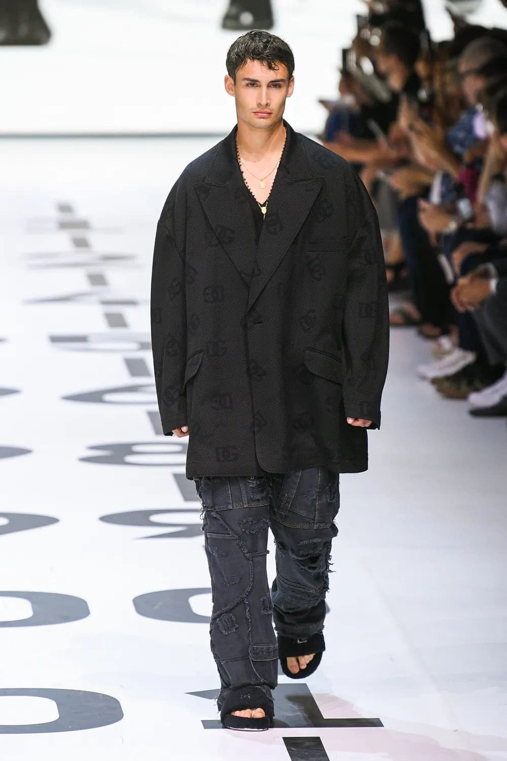 ドルチェ&ガッバーナ メンズ 春夏 2023 Runway 雑誌