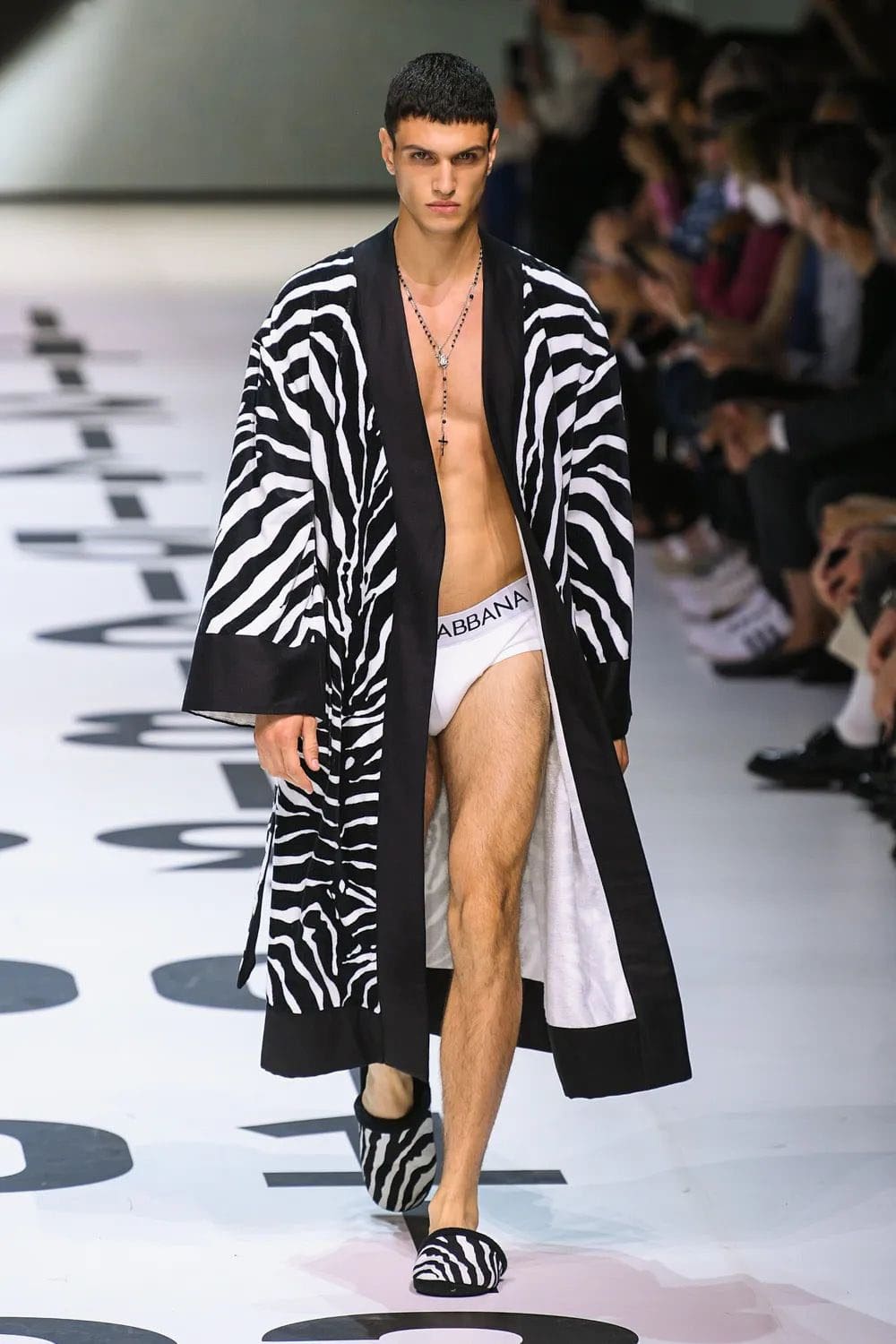ドルチェ&ガッバーナ メンズ 春夏 2023 Runway 雑誌