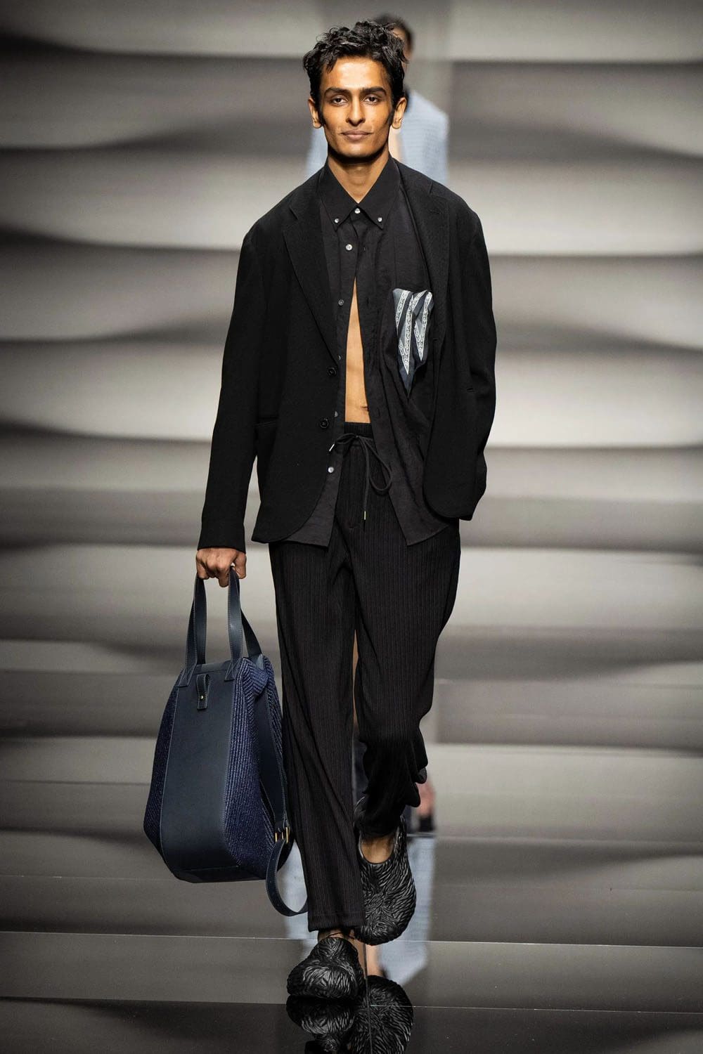 Emporio Armani Herren Frühling Sommer 2023 Runway Magazin