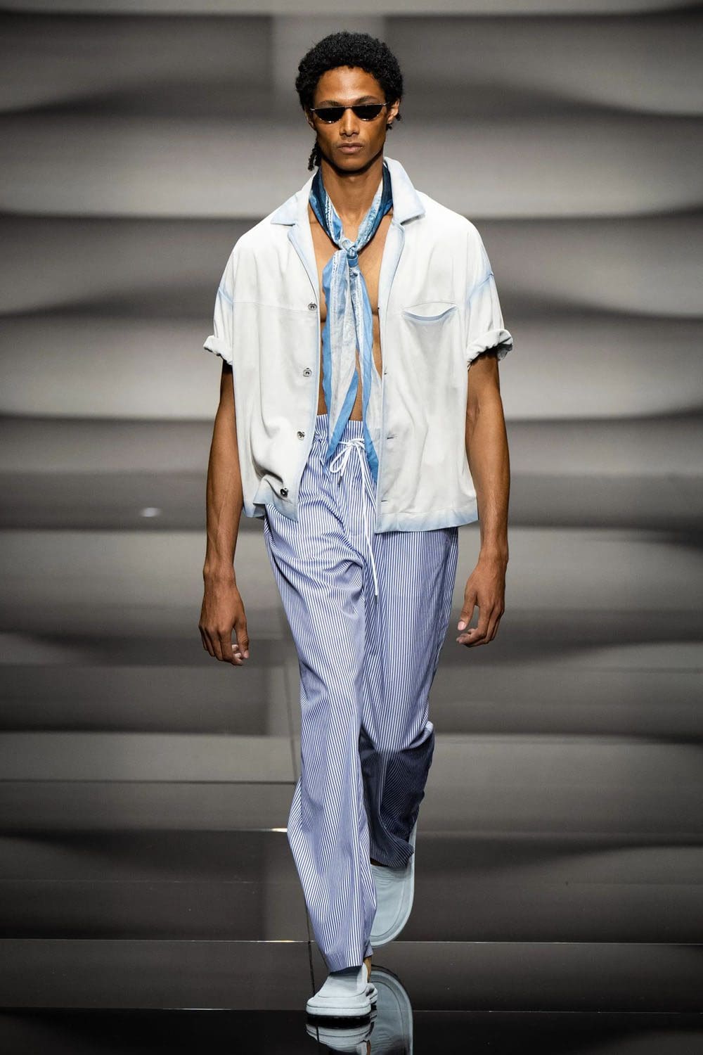 Emporio Armani Herren Frühling Sommer 2023 Runway Magazin