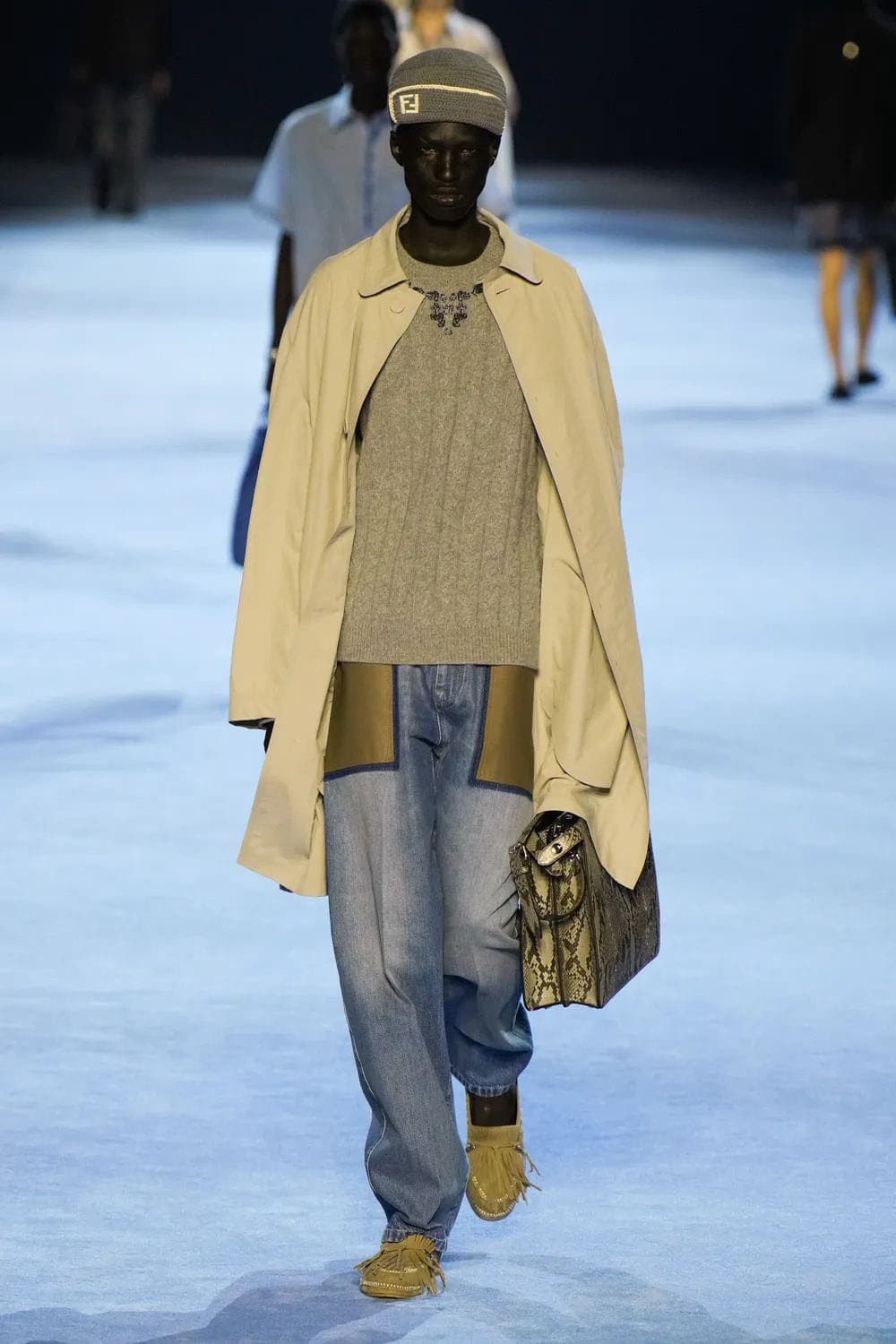 フェンディ メンズ 春夏 2023 Runway 雑誌