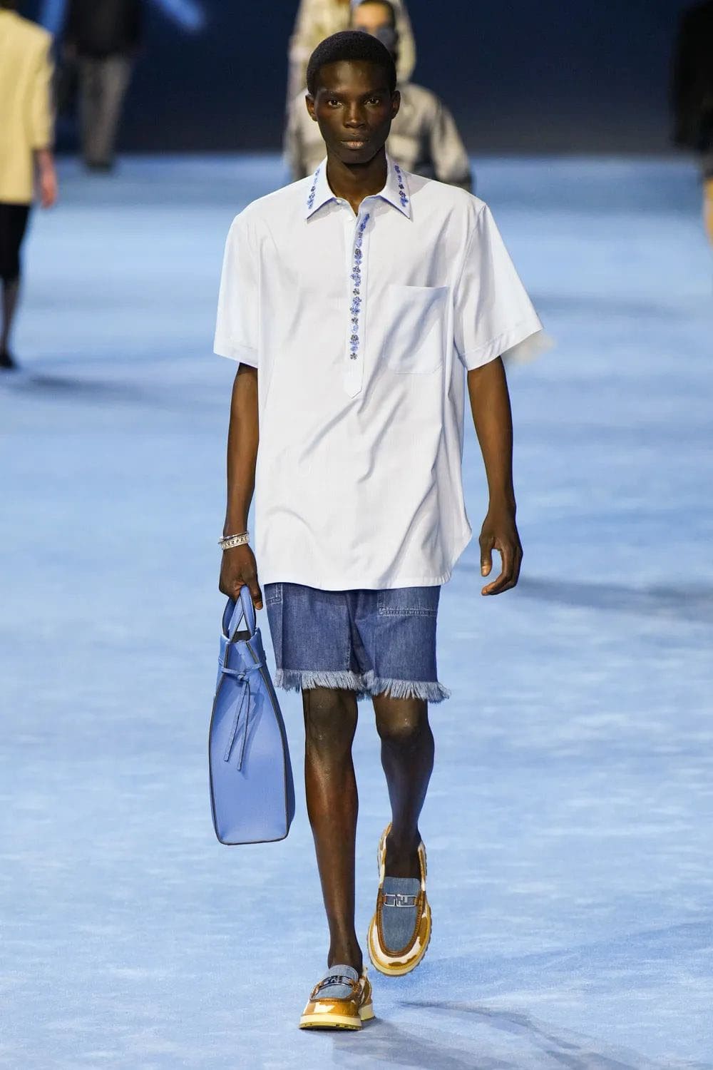 フェンディ メンズ 春夏 2023 Runway 雑誌
