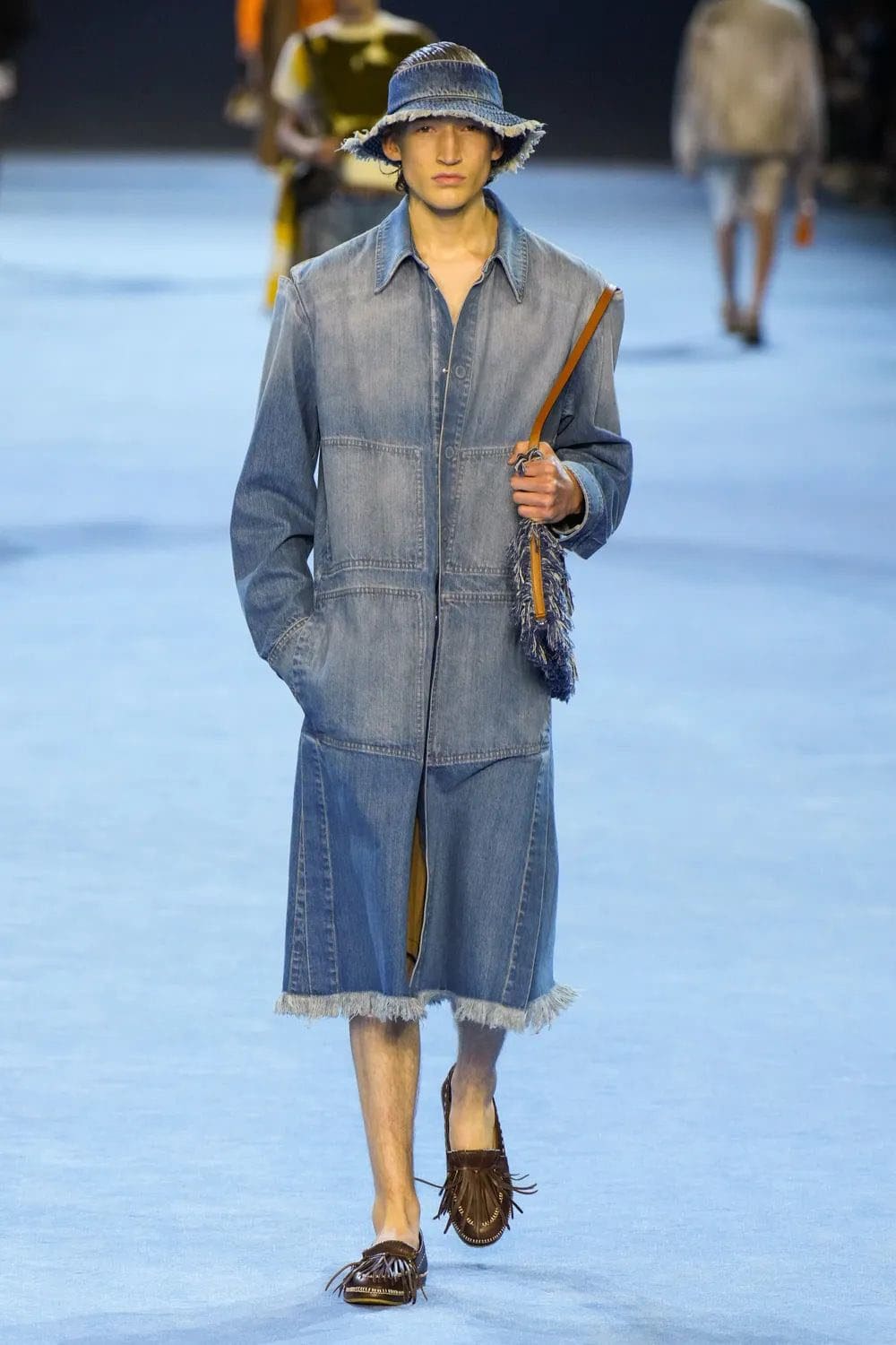 フェンディ メンズ 春夏 2023 Runway 雑誌