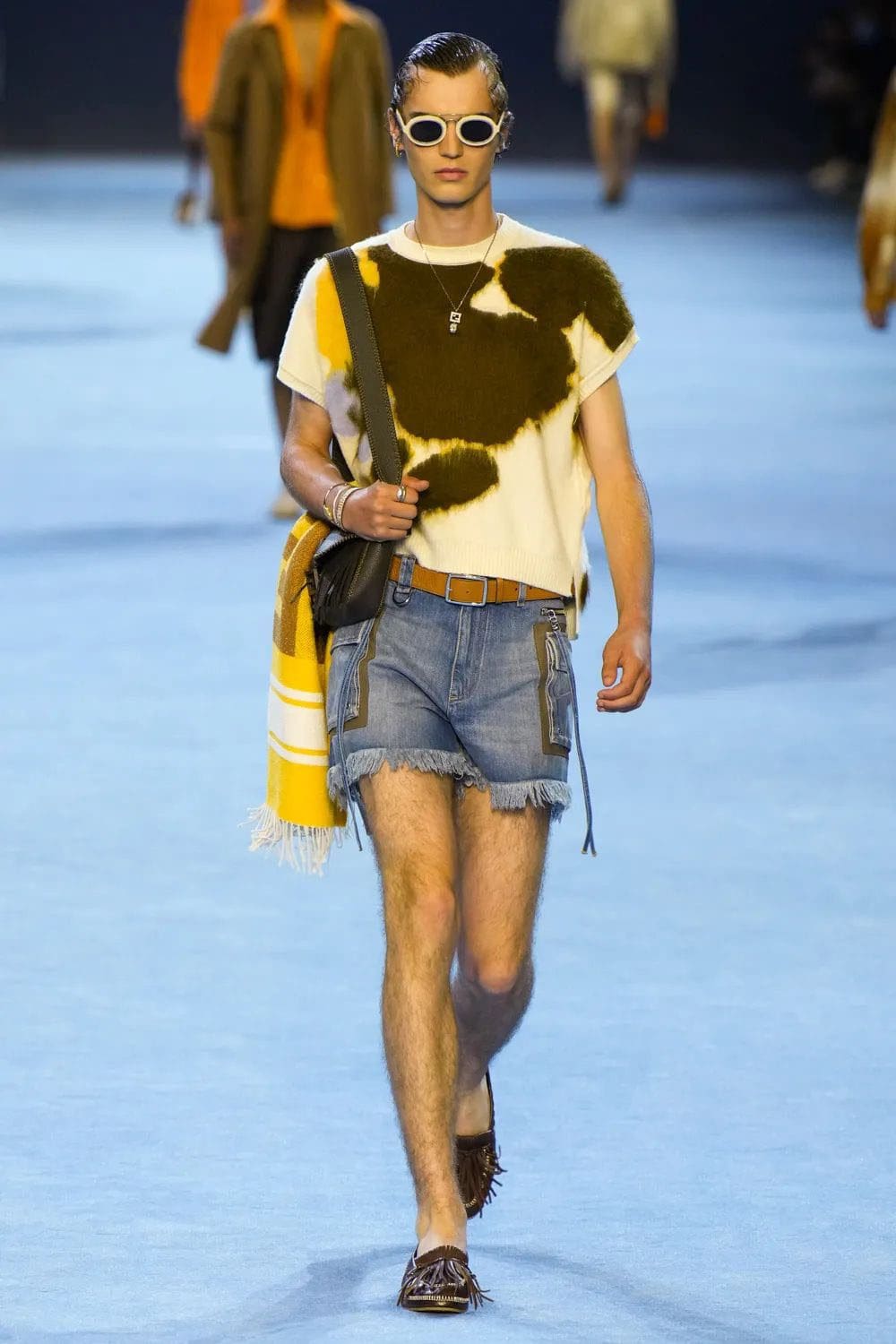フェンディ メンズ 春夏 2023 Runway 雑誌