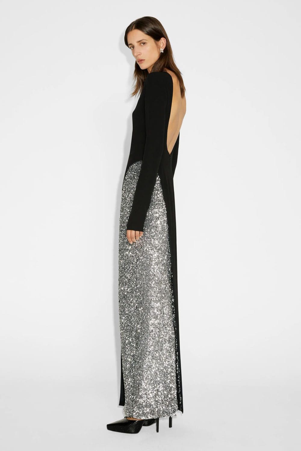 Hôtel Givenchy 2023 Runway Magazine